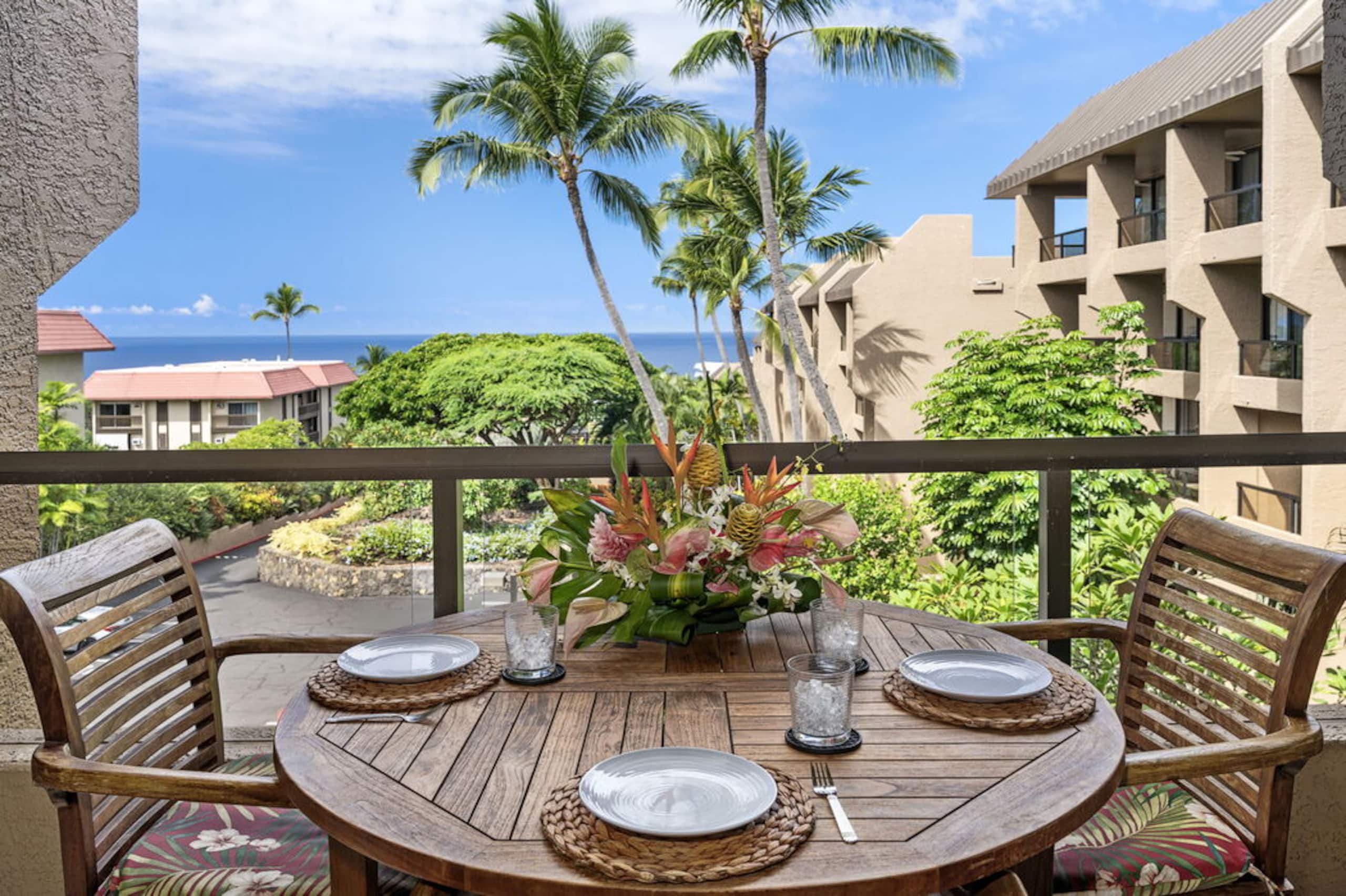 Condo in Kailua-Kona · ★4.89 · 1 bedroom · 2 beds · 2 private baths - Image 1