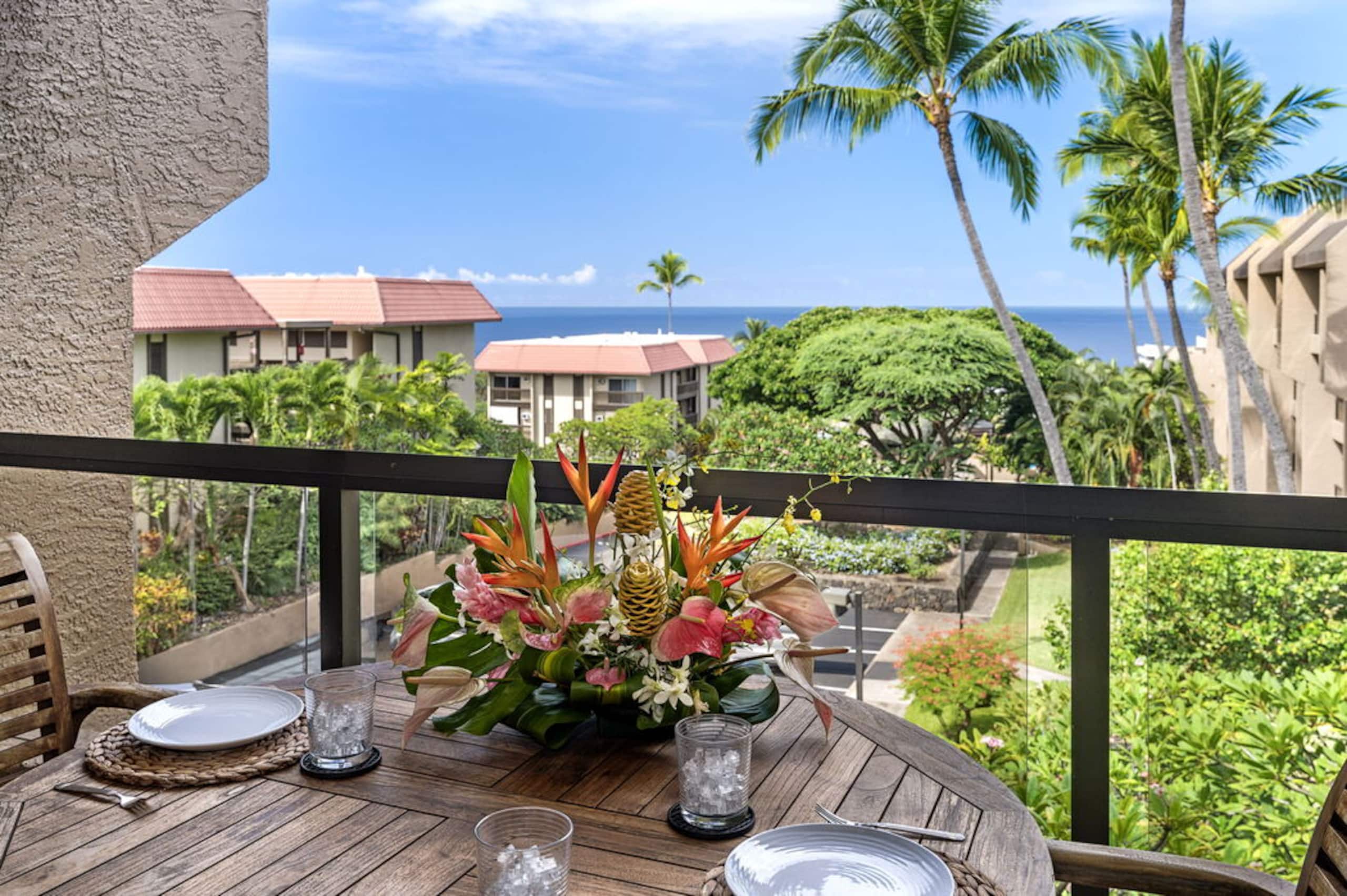 Condo in Kailua-Kona · ★4.89 · 1 bedroom · 2 beds · 2 private baths - Image 6