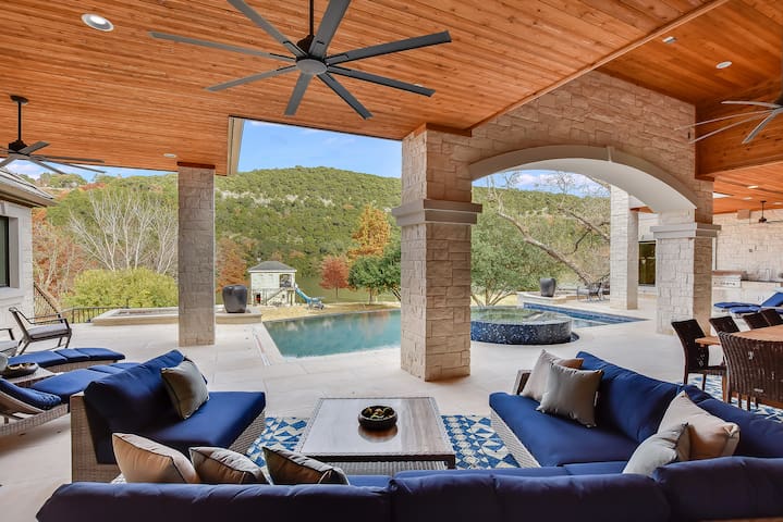 Above Ridgeview I Lakefront | Pool & Spa l Party D