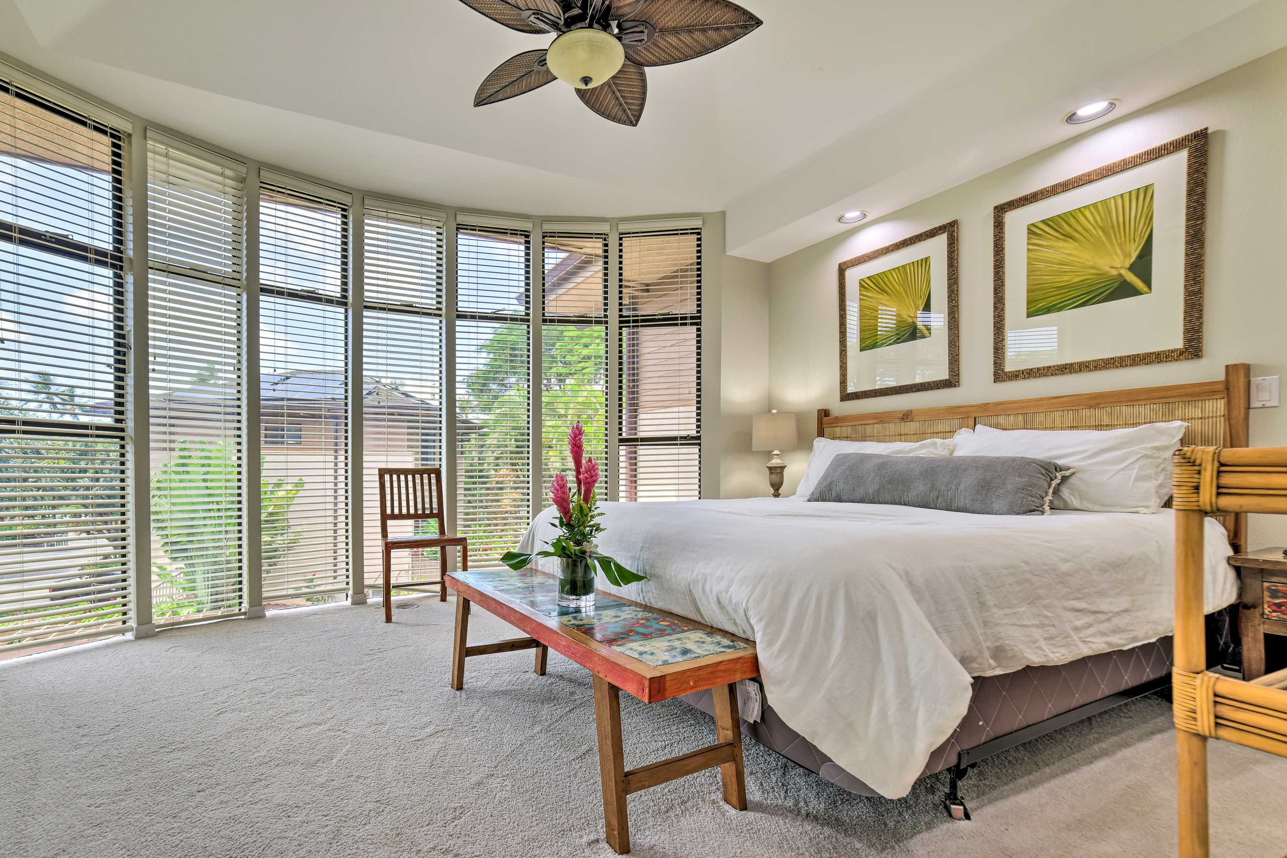 Condo in Lahaina · ★4.96 · 3 bedrooms · 4 beds · 2.5 baths - Image 12