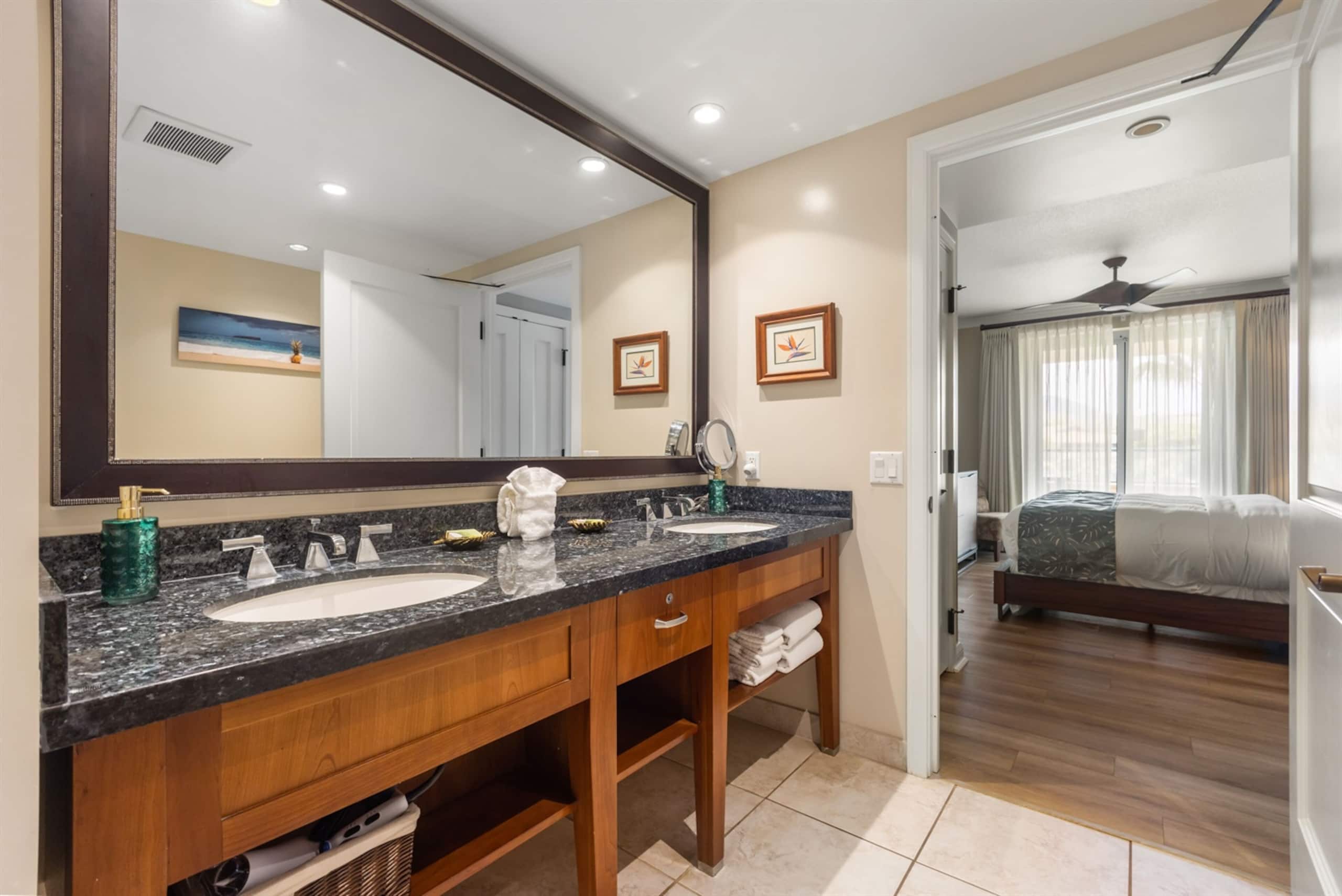 Condo in Lahaina · ★4.95 · 2 bedrooms · 3 beds · 2 baths - Image 45