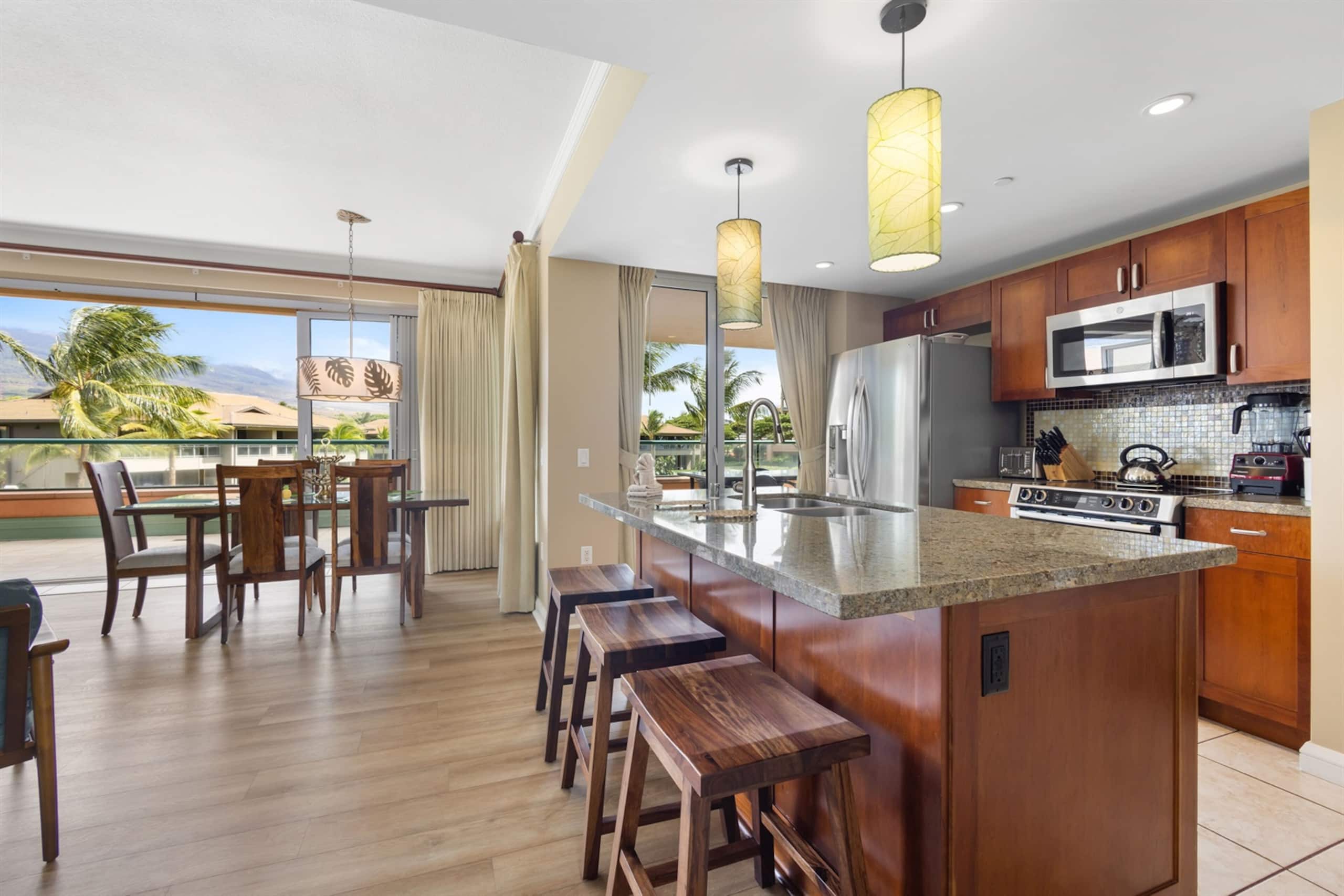 Condo in Lahaina · ★4.95 · 2 bedrooms · 3 beds · 2 baths - Image 13