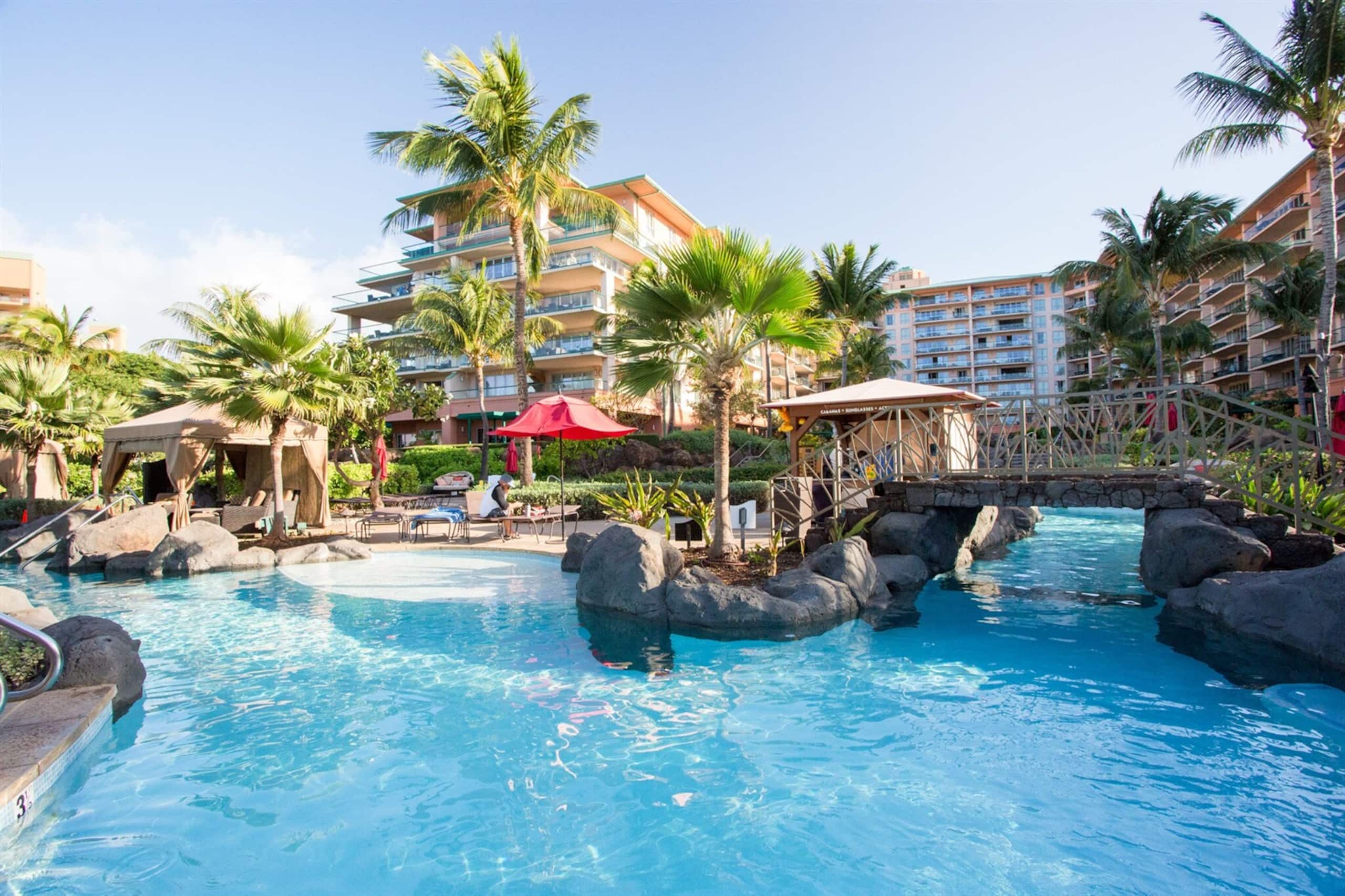 Condo in Lahaina · ★4.95 · 2 bedrooms · 3 beds · 2 baths - Image 2