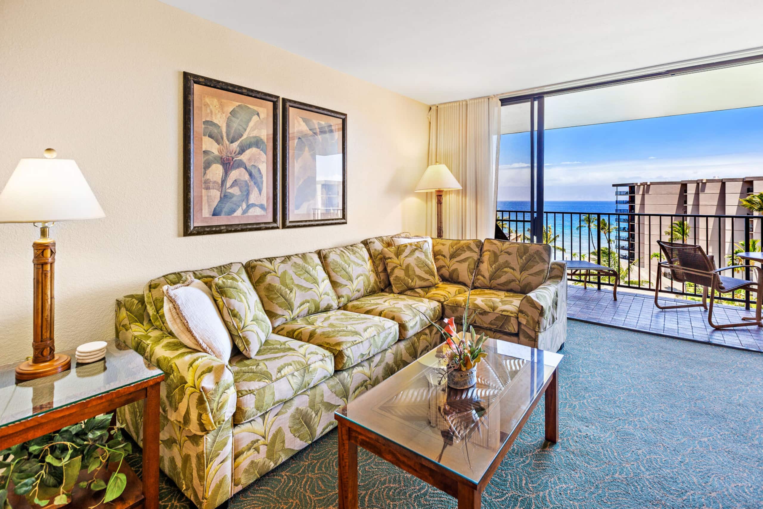 Condo in Lahaina · ★4.65 · 1 bedroom · 2 beds · 1 bath - Image 4