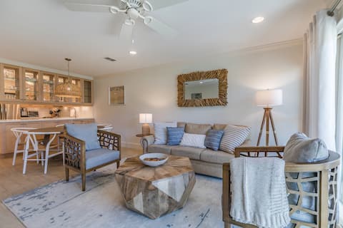 John Fripp Villa- Pool Views, Beach Access