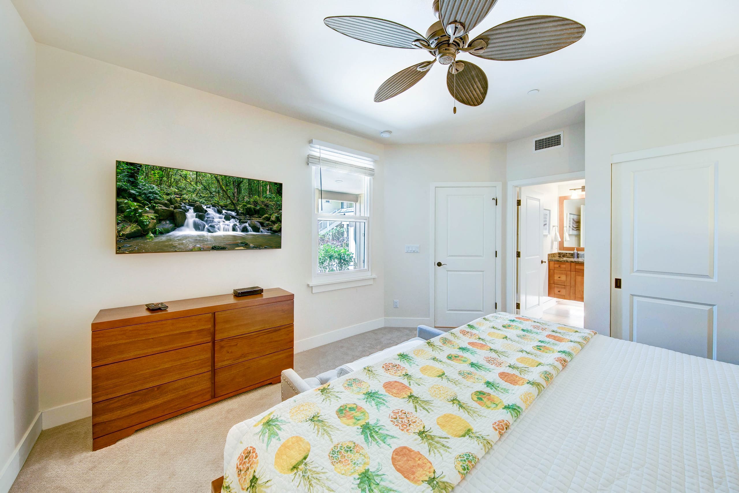 Condo in Koloa · ★4.91 · 3 bedrooms · 4 beds · 3 baths - Image 25