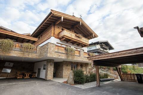Chalet in in Neukirchen near Wildkogel Ski Arena