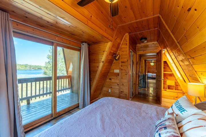 Dhomë gjumi "Queen" në kate