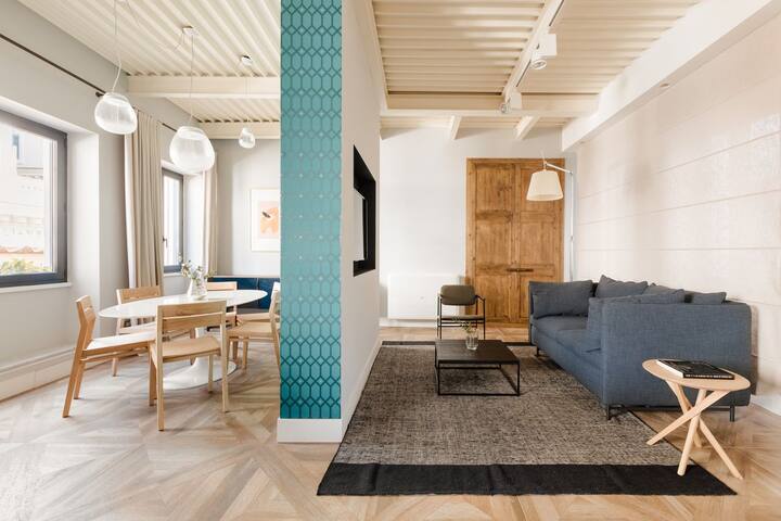 Sonder Barberini | Two-Bedroom w/ Rooftop