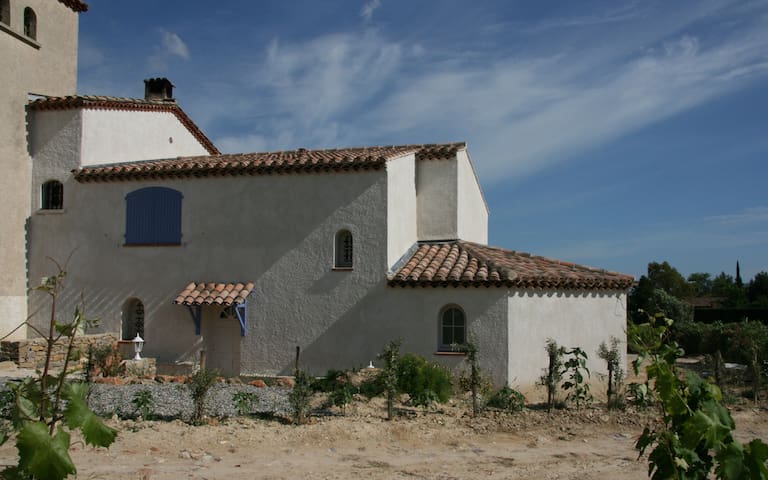 VLV Tourisme managed Airbnb listing 3