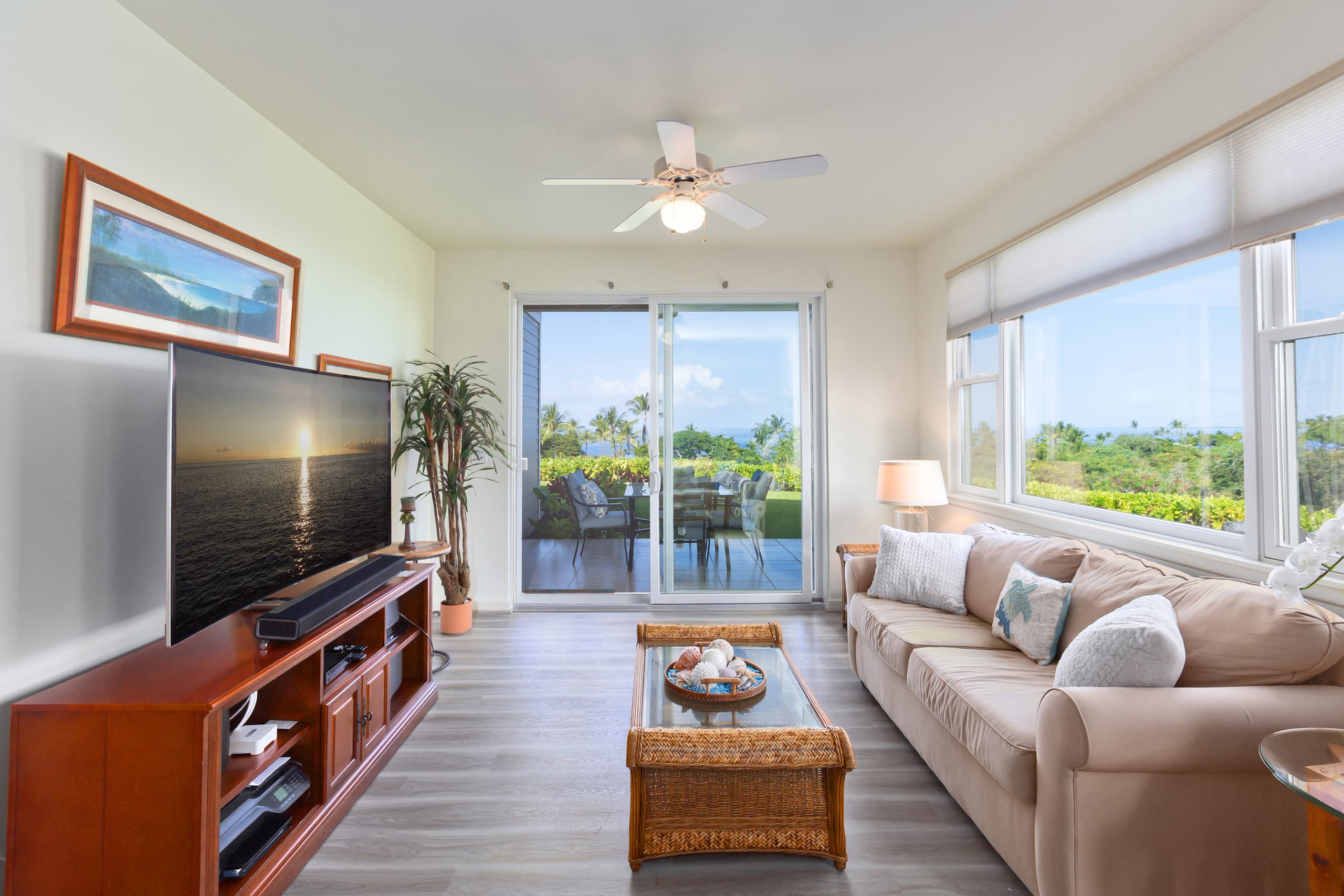 Condo in Kailua-Kona · ★4.89 · 2 bedrooms · 6 beds · 2.5 private baths - Image 9