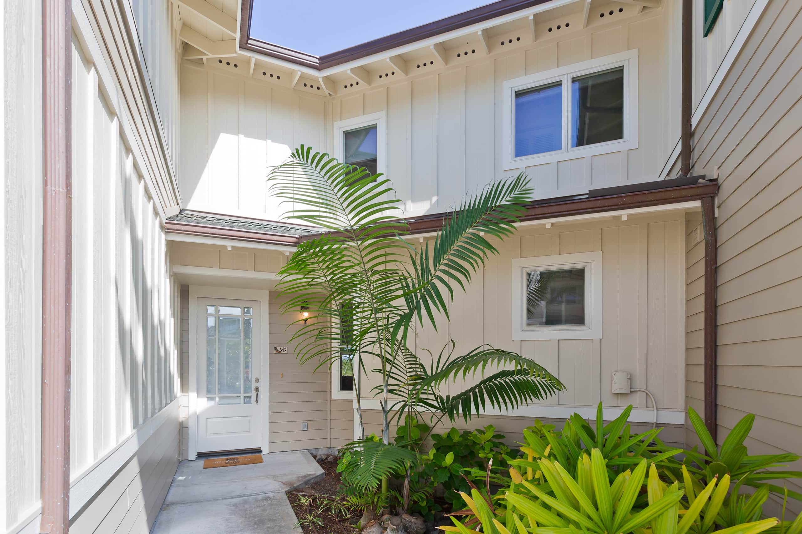 Condo in Kailua-Kona · ★4.89 · 2 bedrooms · 6 beds · 2.5 private baths - Image 36