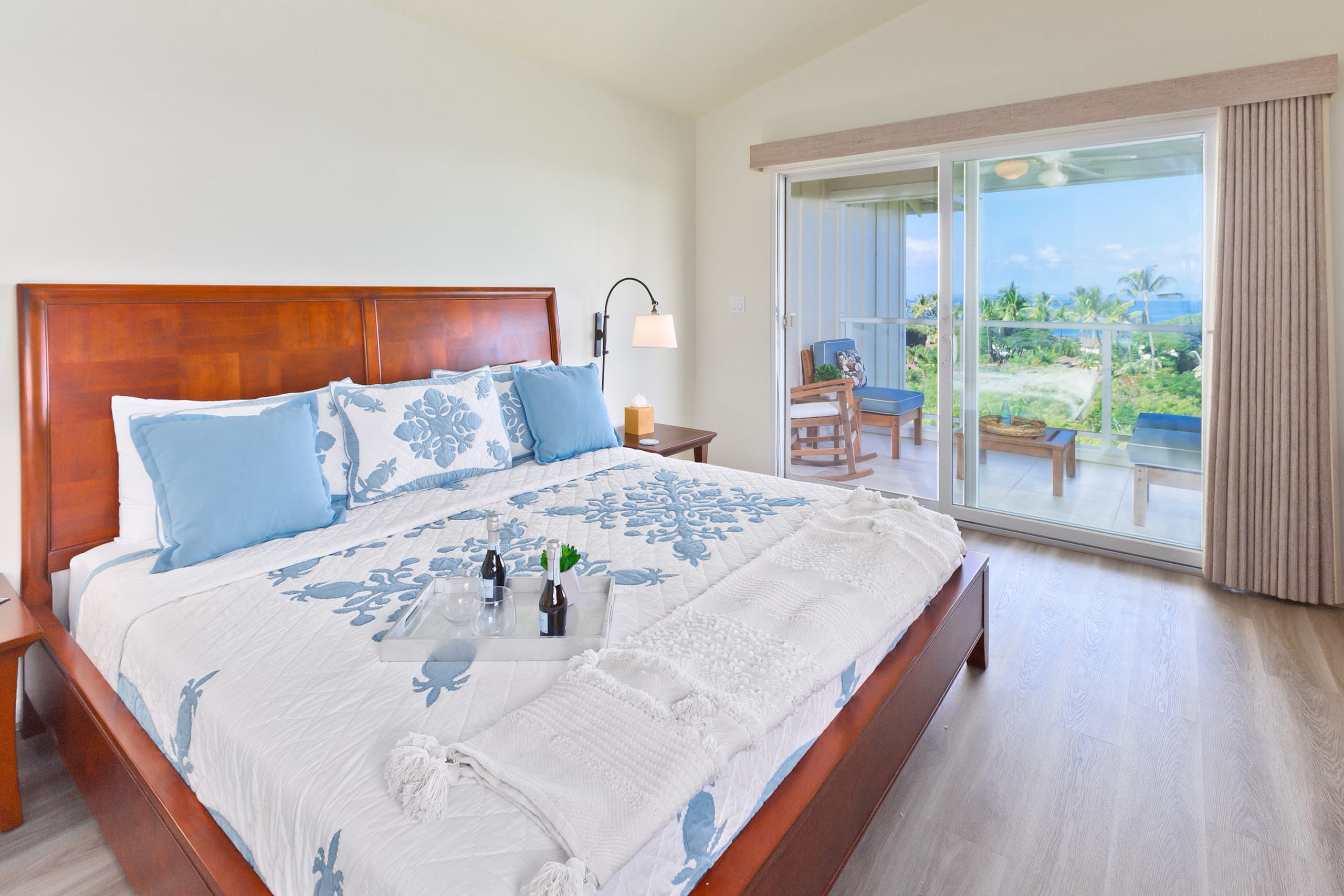 Condo in Kailua-Kona · ★4.89 · 2 bedrooms · 6 beds · 2.5 private baths - Image 26