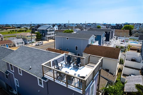 Salty Life-Spacious 8BR Beach House with Game Room