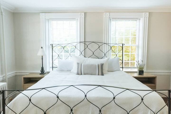 Family Getaway Bridal gathering Retreat 13 gallery image 5