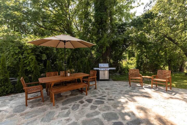 Family Getaway Bridal gathering Retreat 13 gallery image 2