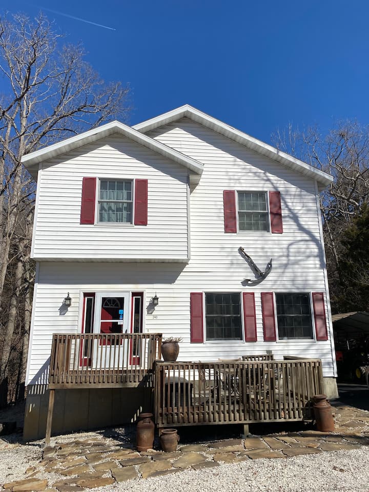 Niangua Hills Resort, Street House 1 Houses for Rent in Camdenton