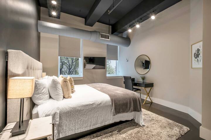 Modern Suite 6BR by Maddox Hotel gallery image 5