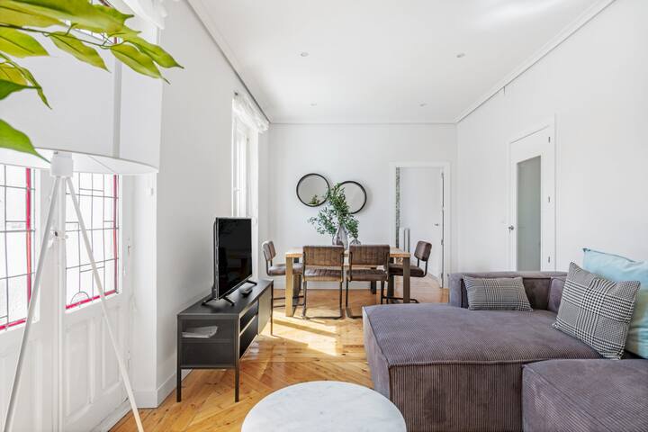 Refurbished and Bright-4Bedrooms 2Bathrooms – Goya gallery image 3