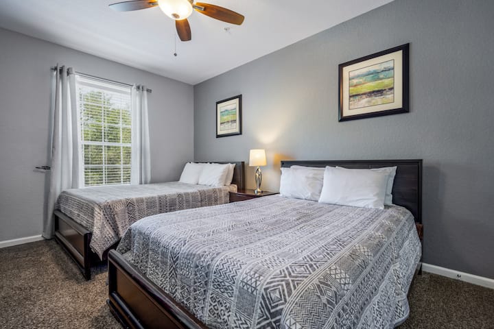 Low_4102_Breakview_Dr-205-20