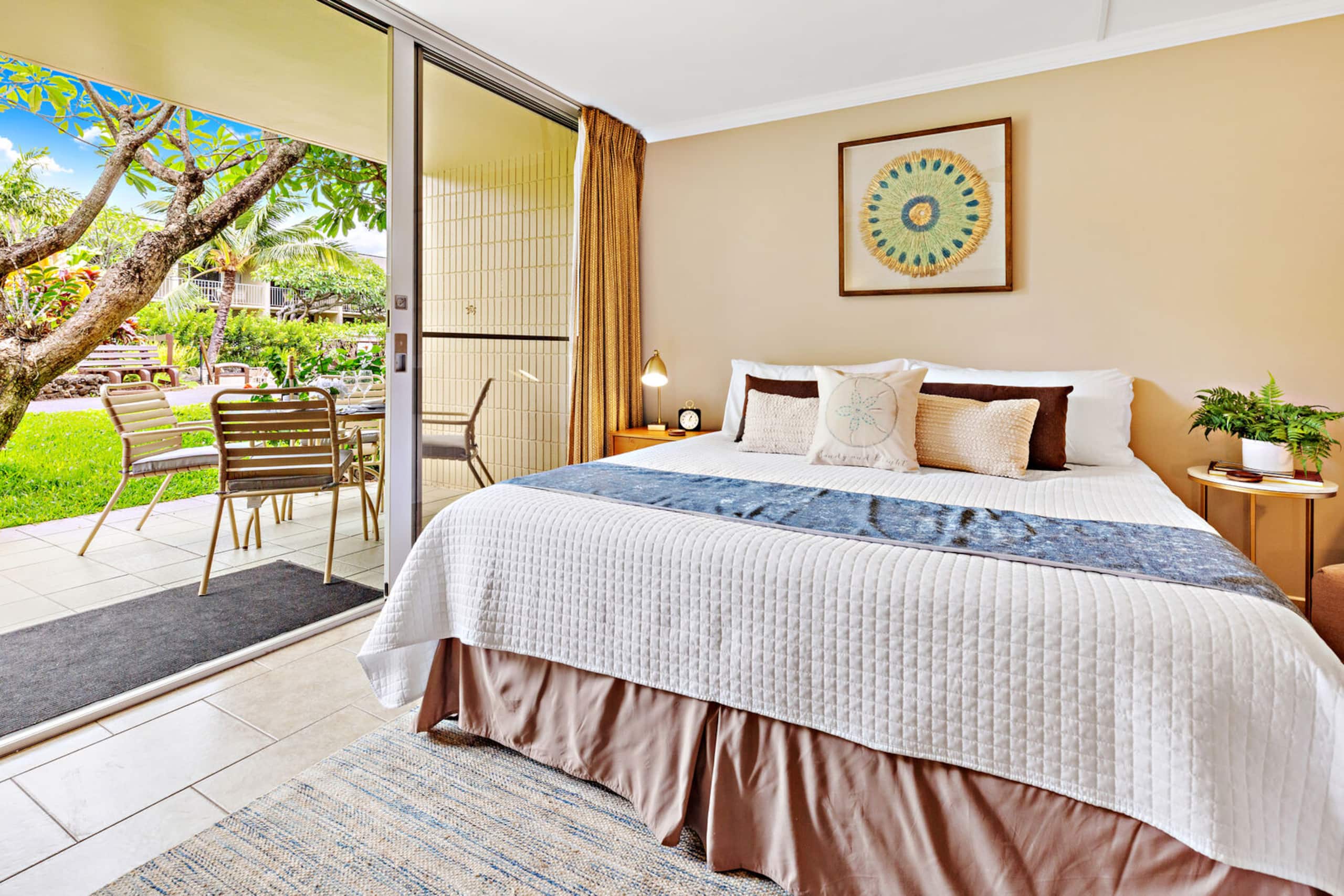 Condo in Lahaina · ★4.82 · 1 bedroom · 1 bed · 1 private bath - Image 5