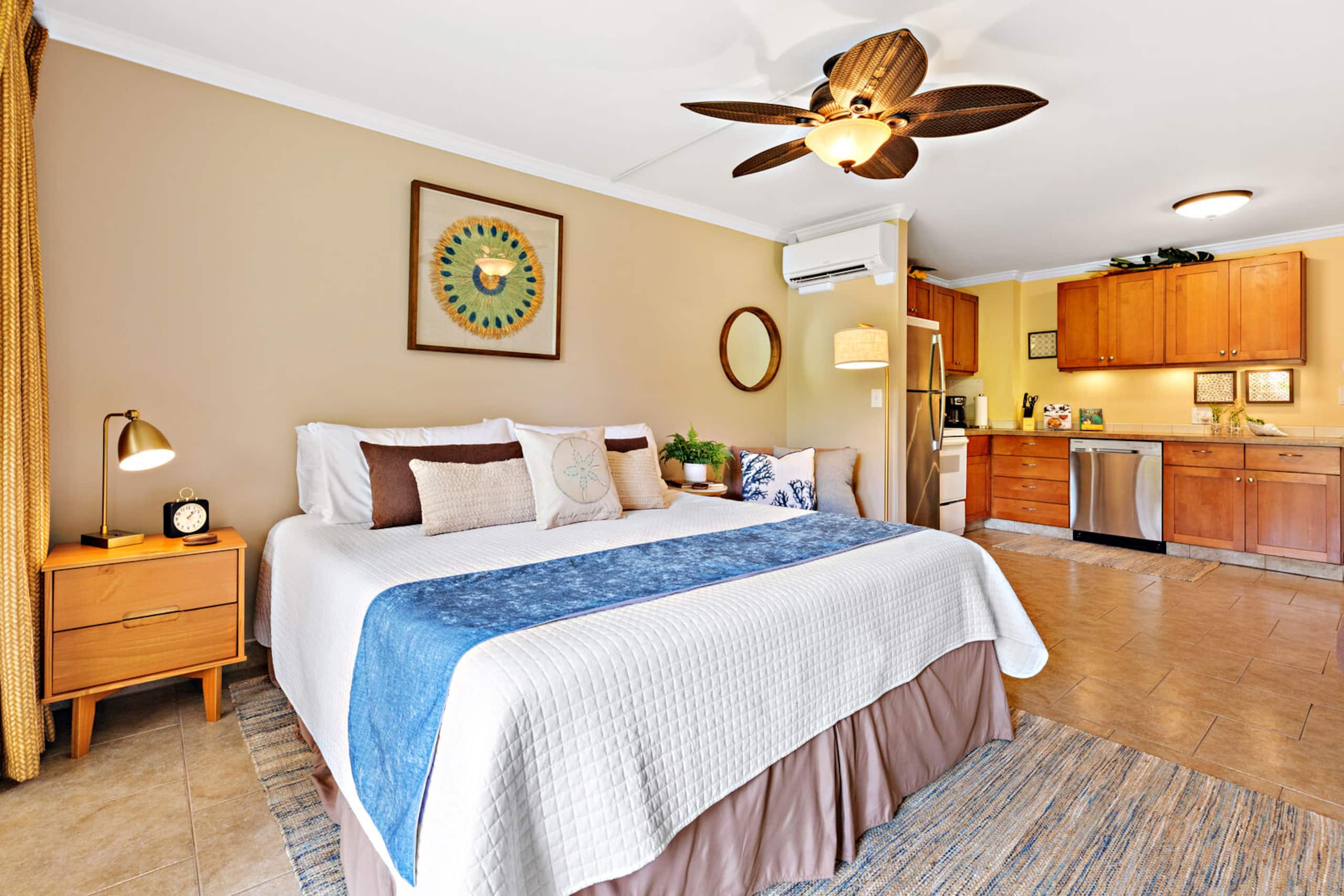 Condo in Lahaina · ★4.82 · 1 bedroom · 1 bed · 1 private bath - Image 2