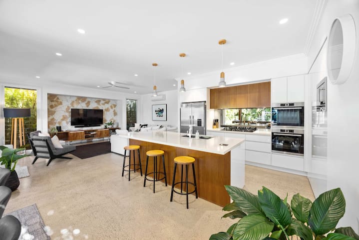 Golden Beach Luxury for Families gallery image 2