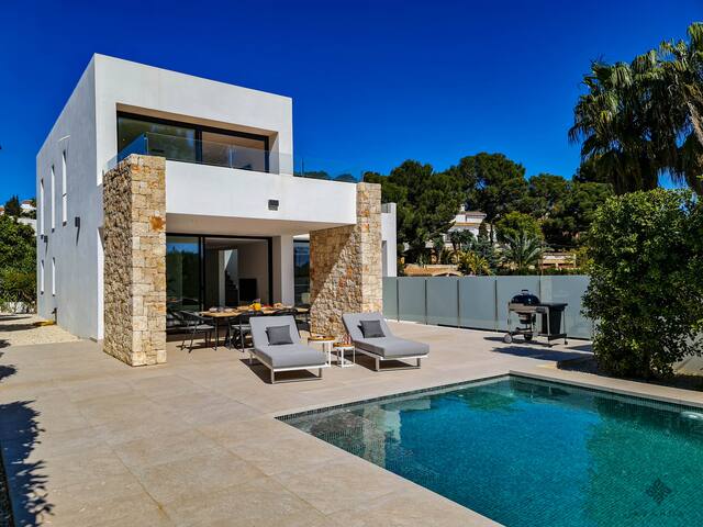 Avanoa Premium Rentals managed Airbnb listing 2
