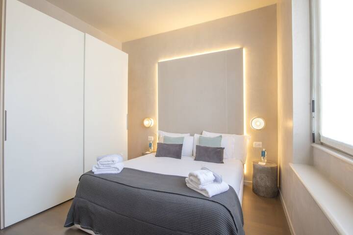 Sweett | Torre Velasca VI gallery image 2