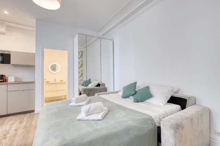 Გასაშლელი დივანი