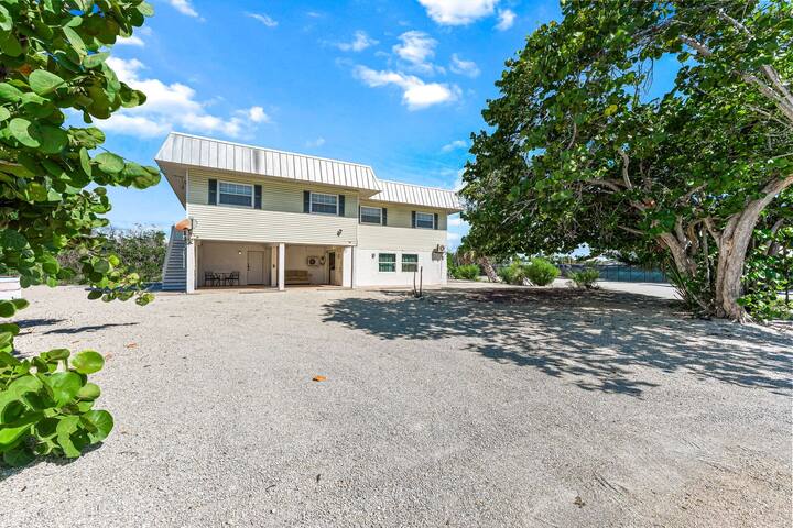Coastal Breeze Vacation Rentals managed Airbnb listing 2