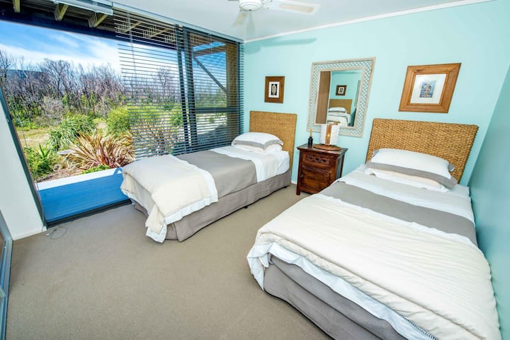 Third twin bedroom on lower level