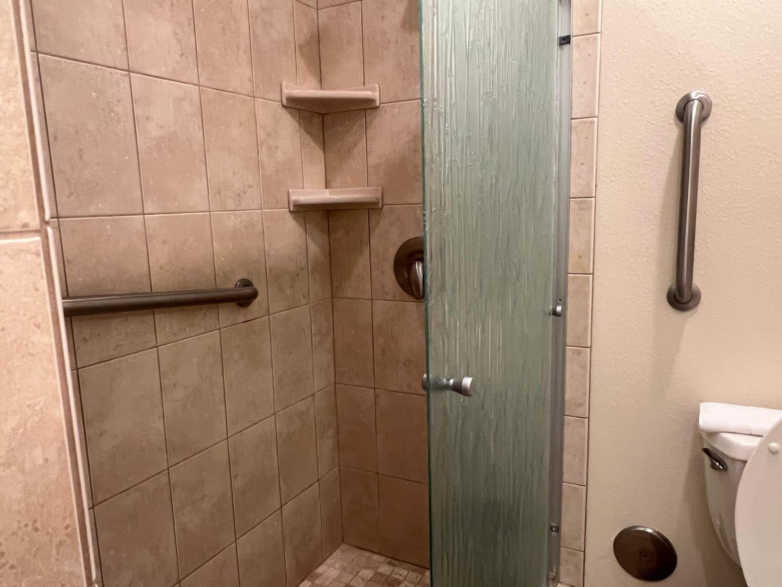 Beautiful 1 Bed 2 Bath Condo at Maui Kamaole - Image 16