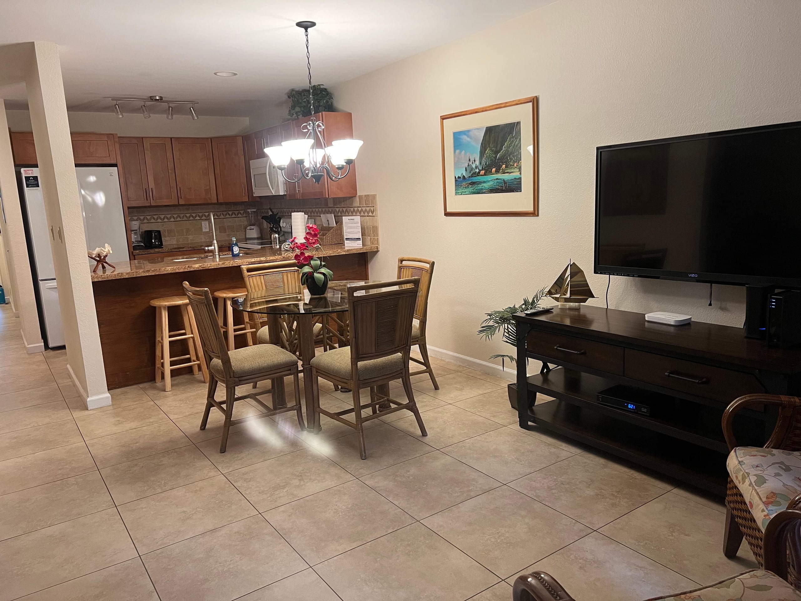 Beautiful 1 Bed 2 Bath Condo at Maui Kamaole - Image 15