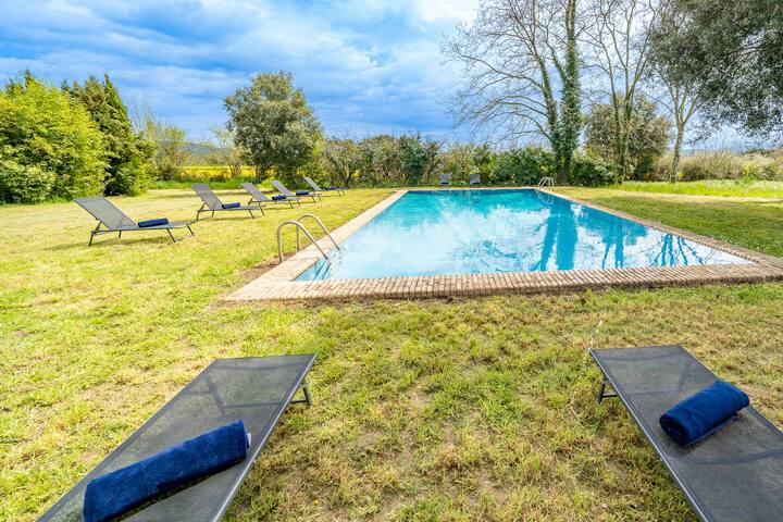 Masia Marco Lux, ideal for families with large out gallery image 3