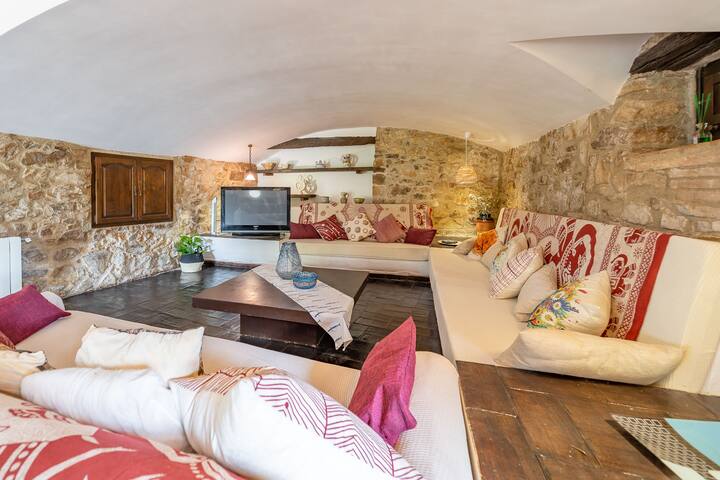 Masia Marco Lux, ideal for families with large out gallery image 5