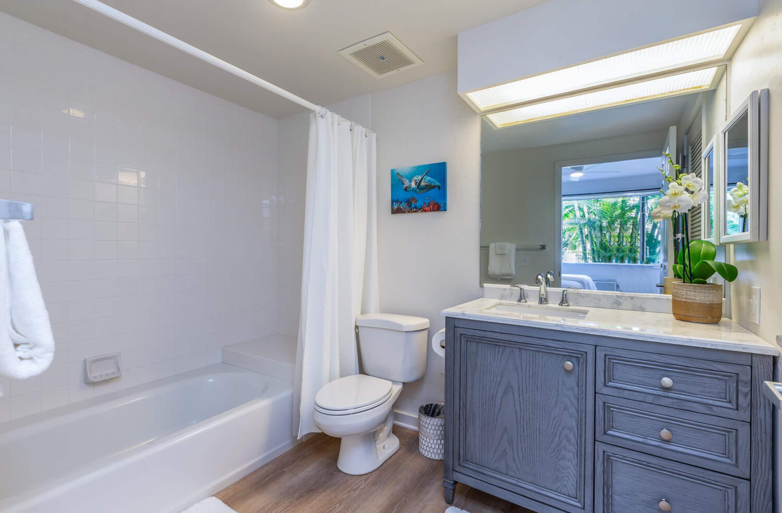 Condo in Princeville · ★4.96 · 2 bedrooms · 4 beds · 2 shared baths - Image 18