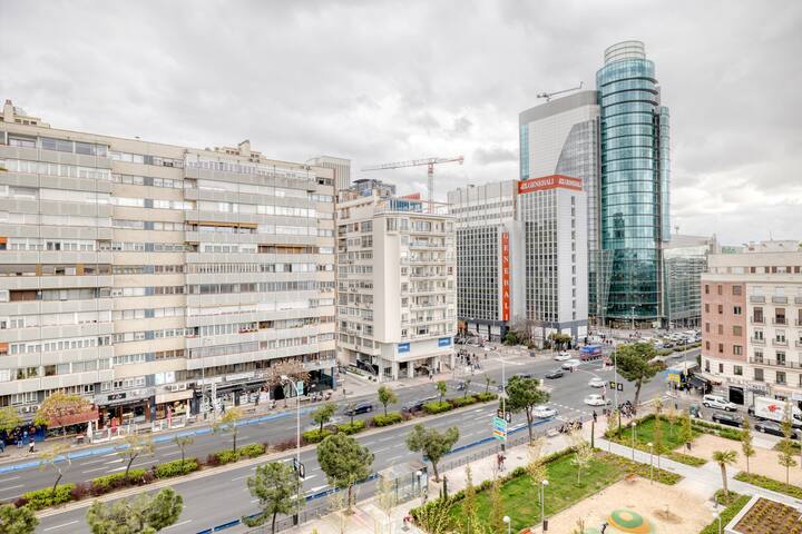 Blueground | Rios Rosas, pool & gym gallery image 5