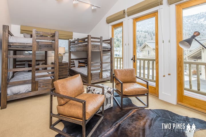 Bunkroom Sleeps 4