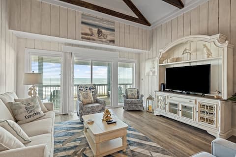 The Beachcomber-Oceanfront/Pet Friendly Home