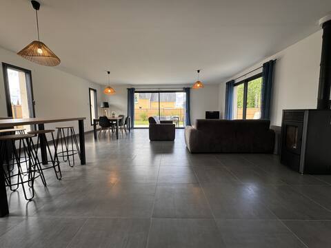 Quiet house near 24 Hours of Le Mans