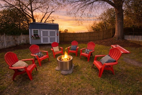 Downtown New Bern |Walk to shops| Fire Pit & Bikes