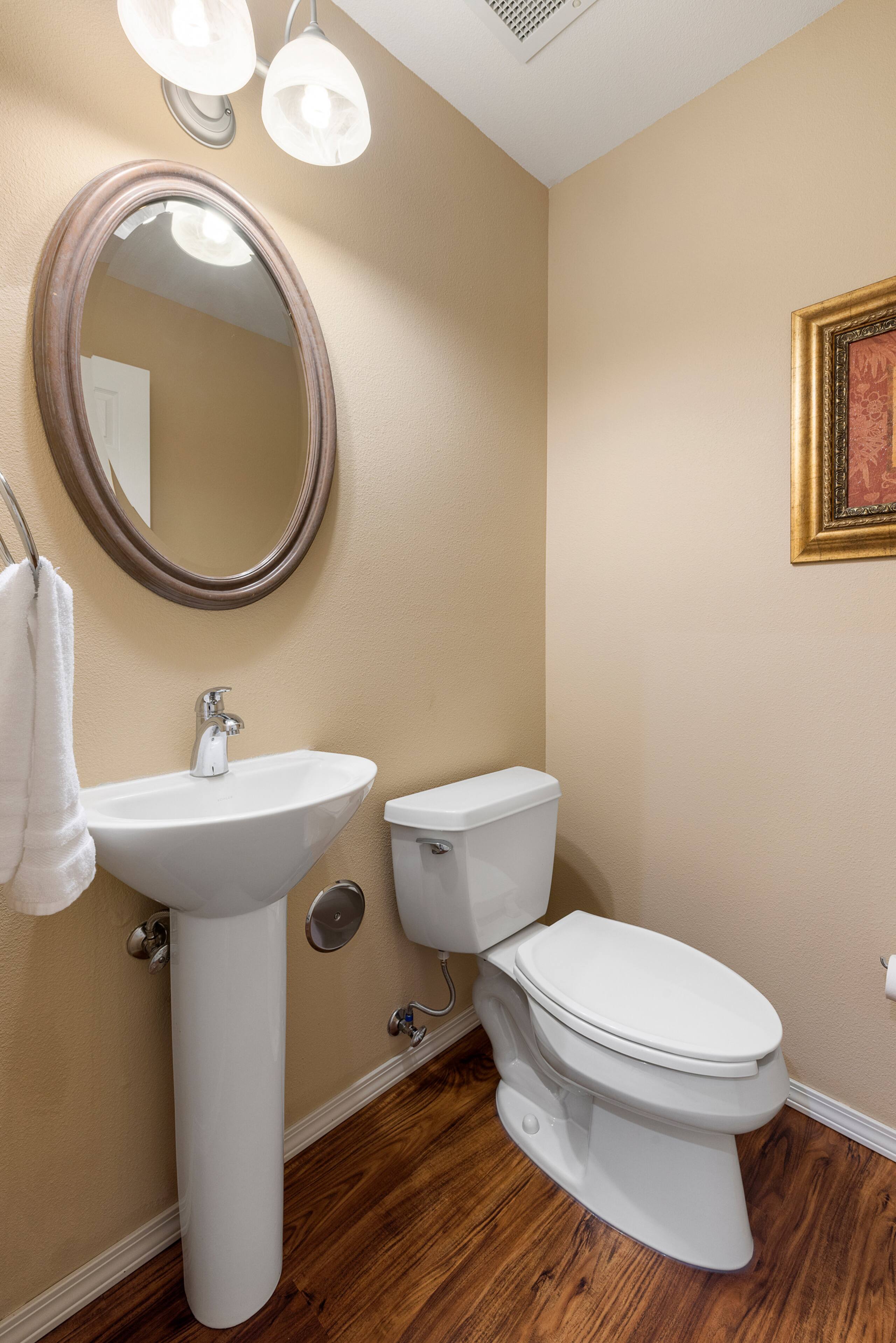 Beautiful 2 bdrm townhome at Colony Villas - Photo 15