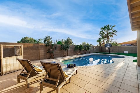 4BR Gilbert Home | Pool & Bonus Office