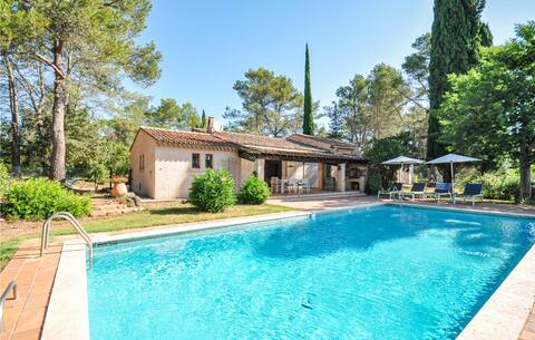Beautiful home in Gonfaron