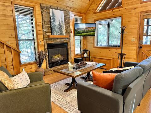 Whispering Pines | Updated, Hot tub, Pet-friendly
