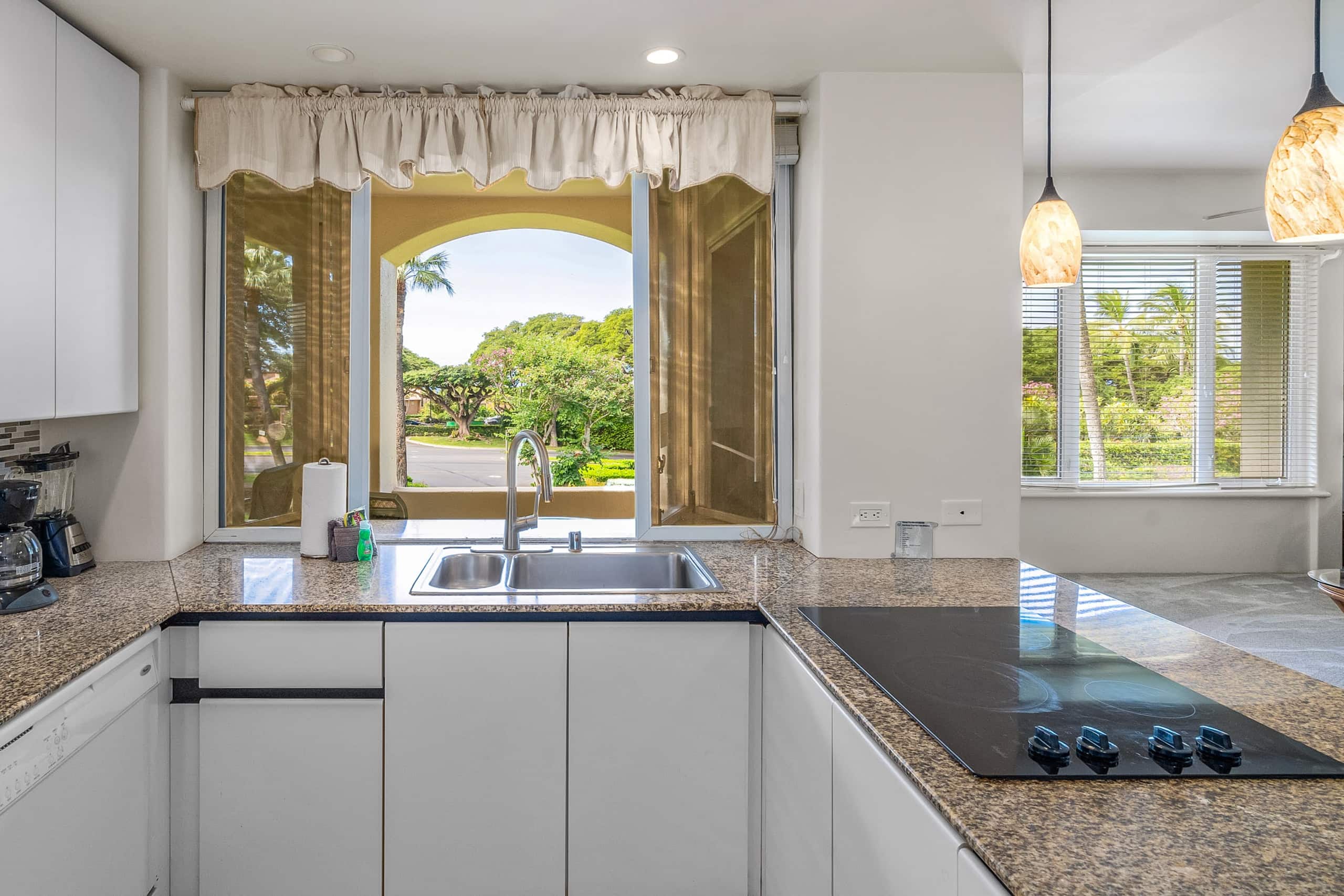 Condo in Wailea · ★4.6 · 2 bedrooms · 3 beds · 2 private baths - Image 8