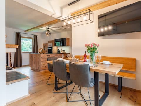Exquisite apartment with private sauna