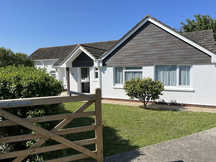 Moorside -  Close To Beach, Pets Welcome - Woolacombe