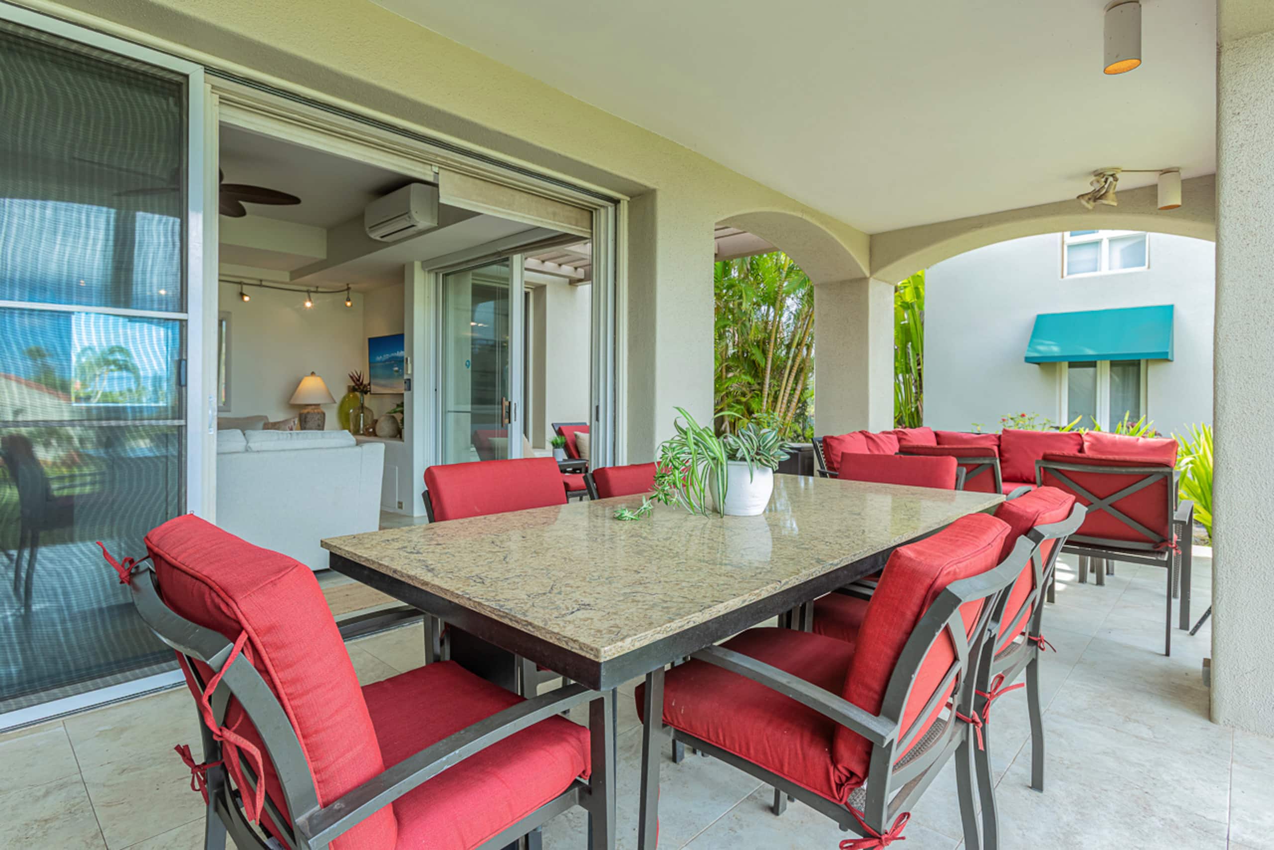 Condo in Kihei · ★5.0 · 2 bedrooms · 4 beds · 2 shared baths - Image 14